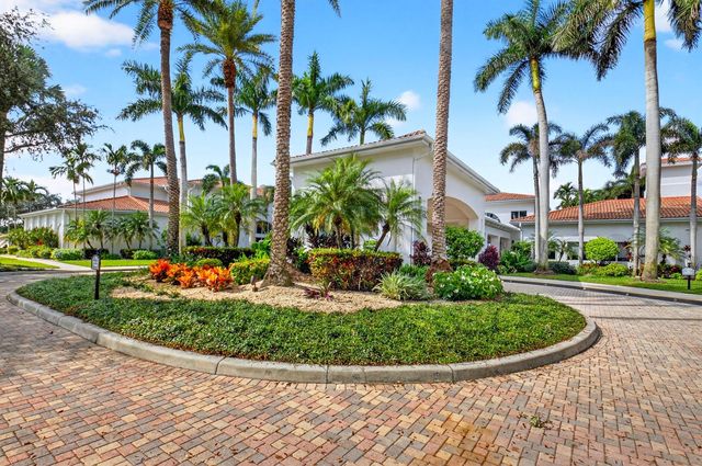 7180 Francisco Bend Drive, Delray Beach, FL 33446