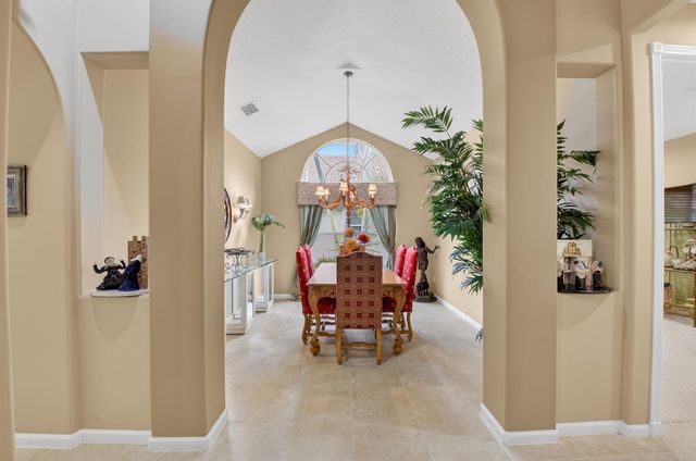 7180 Francisco Bend Drive, Delray Beach, FL 33446