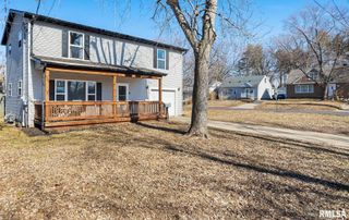 1311 LAWNDALE Avenue, Pekin, IL 61554