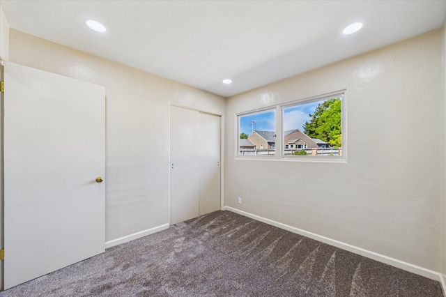 2340 Myrtle Avenue, Eureka, CA 95501