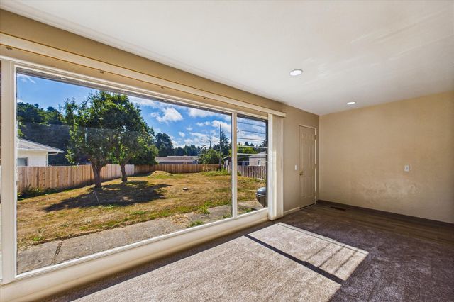 2340 Myrtle Avenue, Eureka, CA 95501