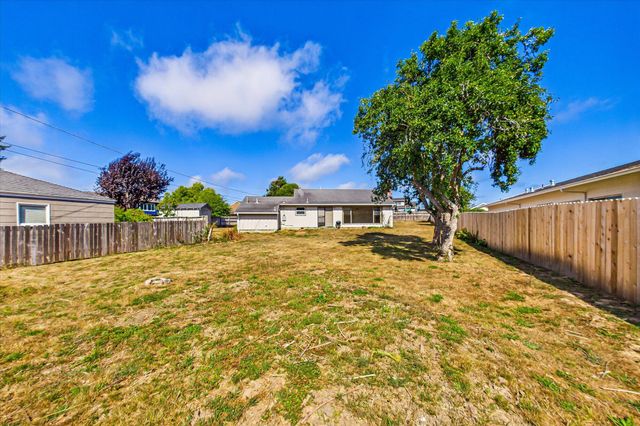 2340 Myrtle Avenue, Eureka, CA 95501