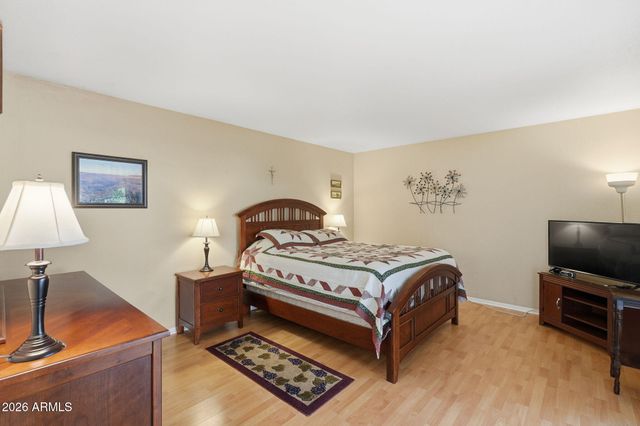 1360 E Brown Road 2, Mesa, AZ 85203