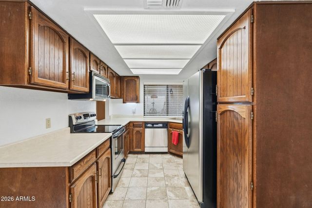 1360 E Brown Road 2, Mesa, AZ 85203