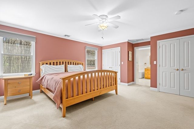 218 Rangeway Rd 232, Billerica, MA 01862