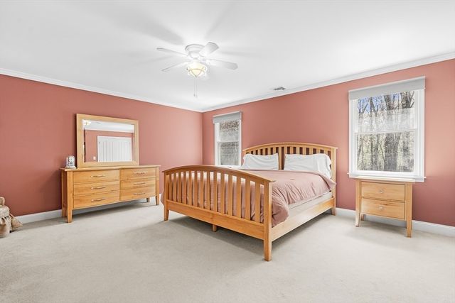 218 Rangeway Rd 232, Billerica, MA 01862
