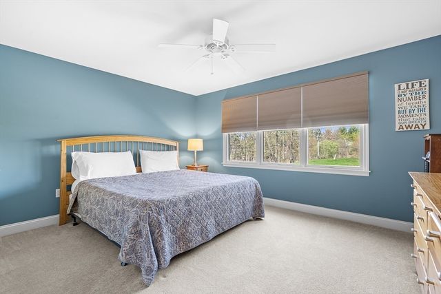 218 Rangeway Rd 232, Billerica, MA 01862