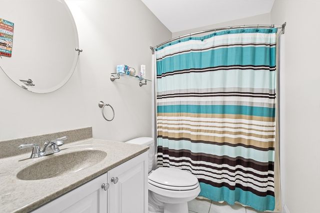 218 Rangeway Rd 232, Billerica, MA 01862