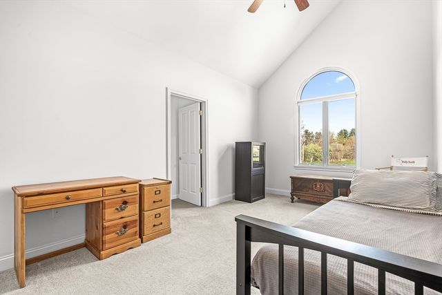 218 Rangeway Rd 232, Billerica, MA 01862