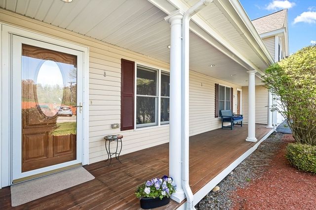 218 Rangeway Rd 232, Billerica, MA 01862