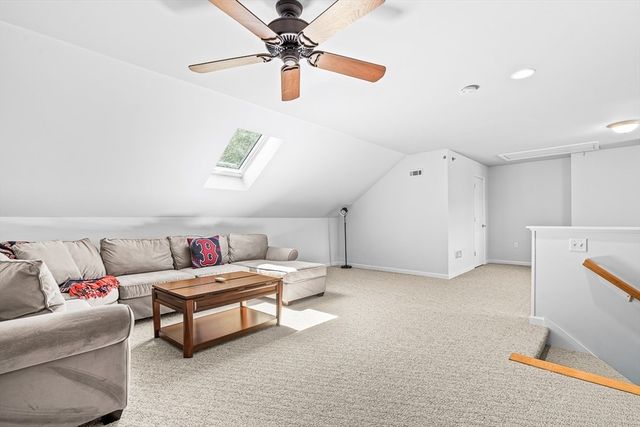218 Rangeway Rd 232, Billerica, MA 01862