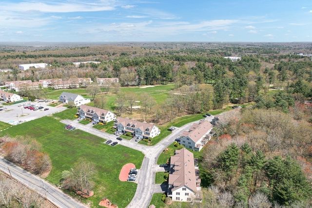 218 Rangeway Rd 232, Billerica, MA 01862