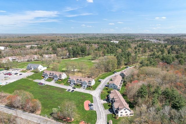 218 Rangeway Rd 232, Billerica, MA 01862