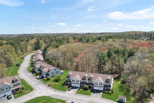 218 Rangeway Rd 232, Billerica, MA 01862