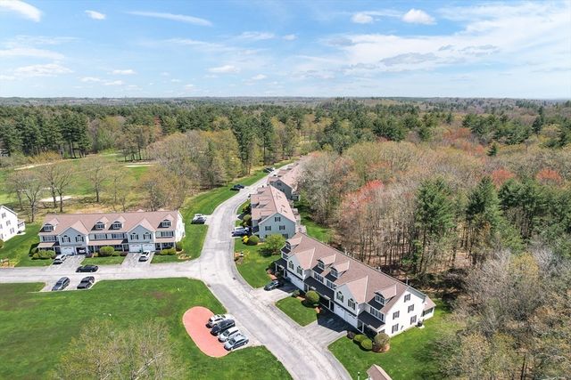 218 Rangeway Rd 232, Billerica, MA 01862