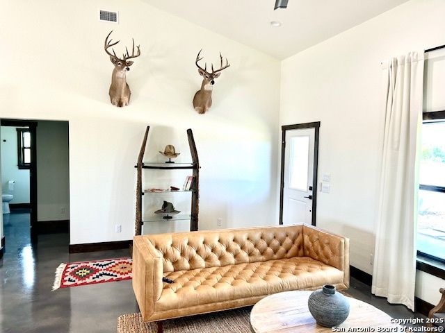 IH 35, Pearsall, TX 78061