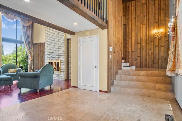 1001 W Las Palmas, Fullerton, CA 92835