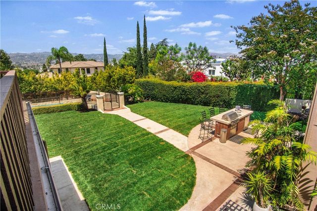 1001 W Las Palmas, Fullerton, CA 92835