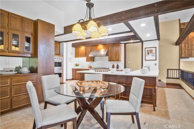 1001 W Las Palmas, Fullerton, CA 92835