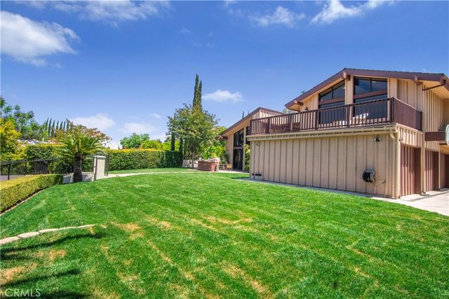 1001 W Las Palmas, Fullerton, CA 92835