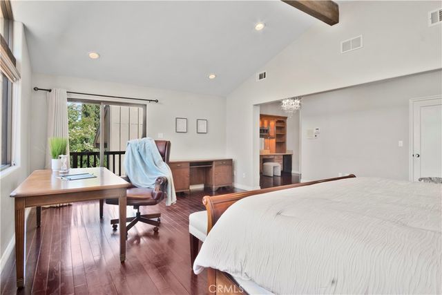 1001 W Las Palmas, Fullerton, CA 92835