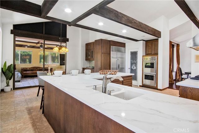 1001 W Las Palmas, Fullerton, CA 92835