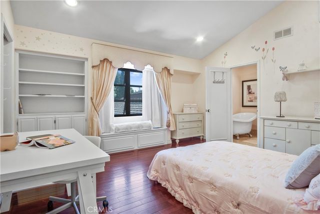 1001 W Las Palmas, Fullerton, CA 92835