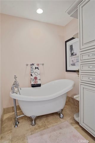 1001 W Las Palmas, Fullerton, CA 92835