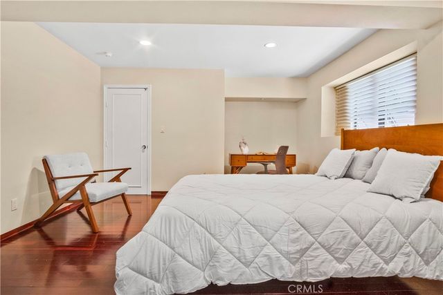 1001 W Las Palmas, Fullerton, CA 92835