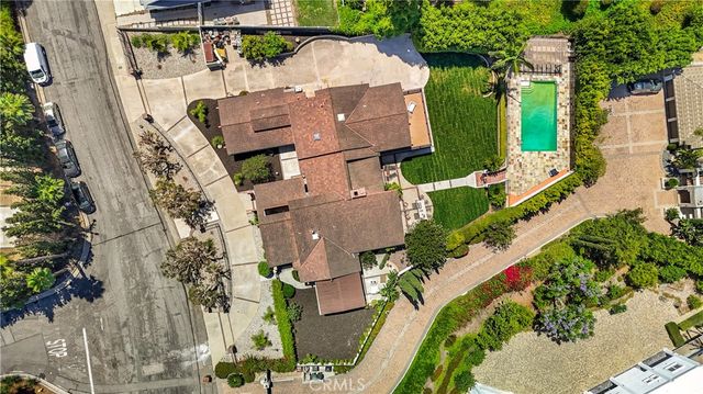 1001 W Las Palmas, Fullerton, CA 92835