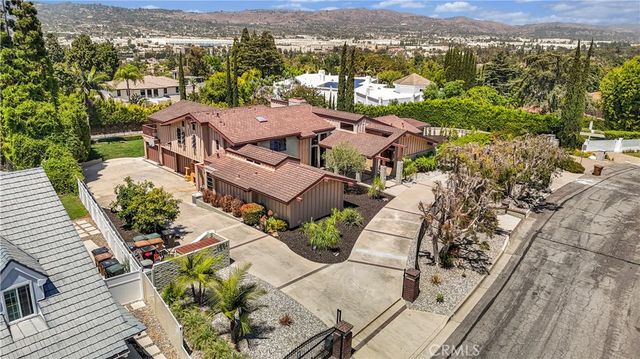 1001 W Las Palmas, Fullerton, CA 92835