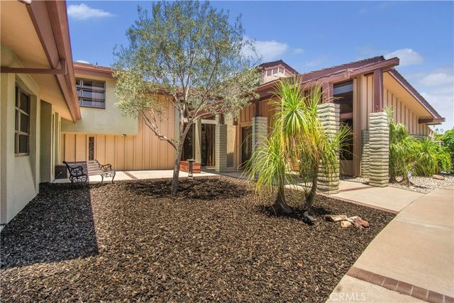 1001 W Las Palmas, Fullerton, CA 92835