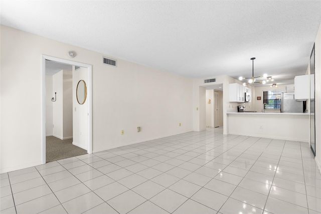 9676 W Mcnab Road 110, Fort Lauderdale, FL 33321