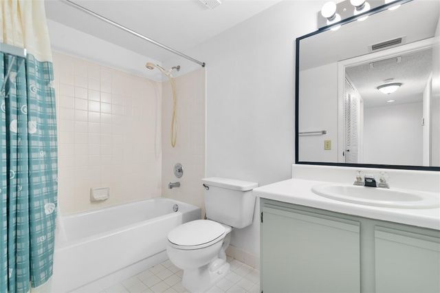 9676 W Mcnab Road 110, Fort Lauderdale, FL 33321