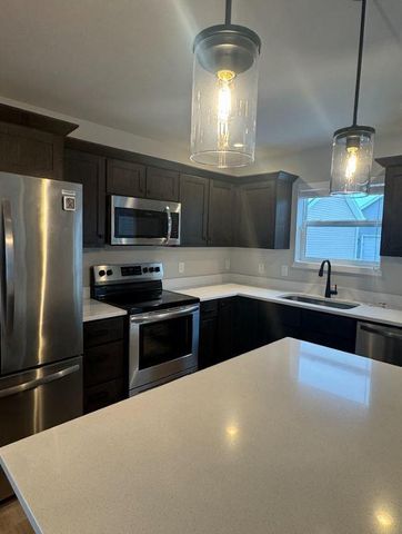 6555 Prairie Wood Drive, Mcfarland, WI 53558