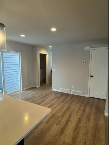 6555 Prairie Wood Drive, Mcfarland, WI 53558