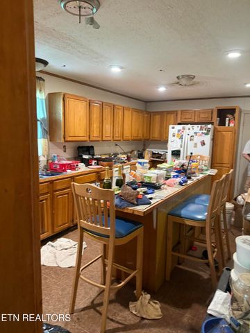4040 Camp Hollow Rd, Sevierville, TN 37876