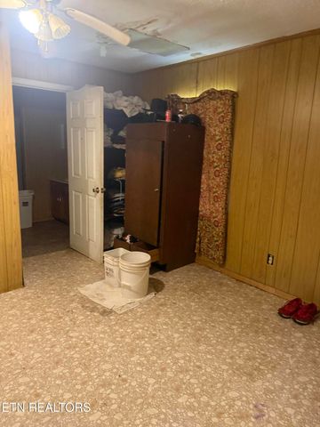 4040 Camp Hollow Rd, Sevierville, TN 37876