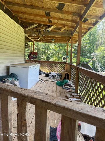 4040 Camp Hollow Rd, Sevierville, TN 37876