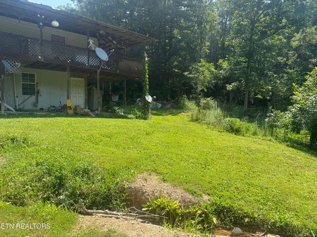 4040 Camp Hollow Rd, Sevierville, TN 37876
