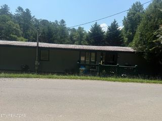 4040 Camp Hollow Rd, Sevierville, TN 37876