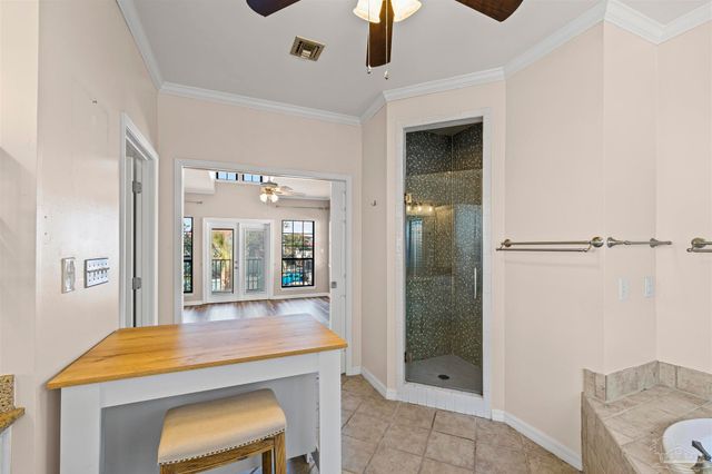 120 Baybridge Dr, Gulf Breeze, FL 32561