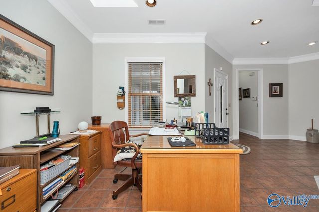 70 Cardinal Drive, Guntersville, AL 35976