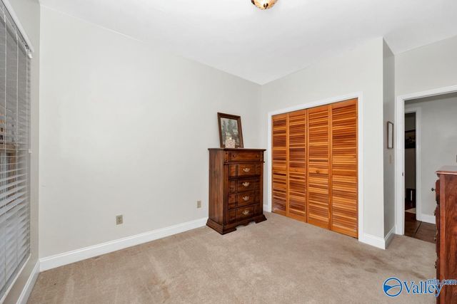 70 Cardinal Drive, Guntersville, AL 35976