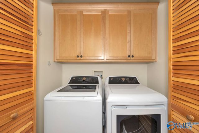 70 Cardinal Drive, Guntersville, AL 35976