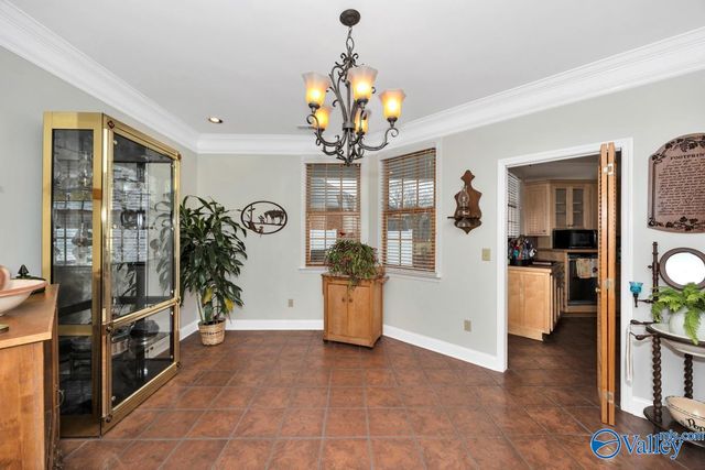 70 Cardinal Drive, Guntersville, AL 35976