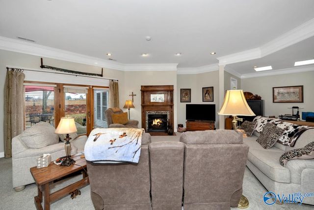 70 Cardinal Drive, Guntersville, AL 35976