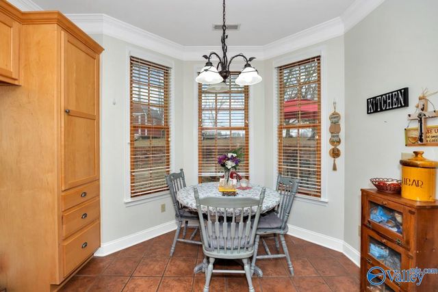 70 Cardinal Drive, Guntersville, AL 35976