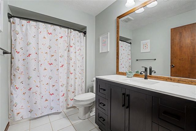 5763 Troy Frederick Road, Tipp City, OH 45371