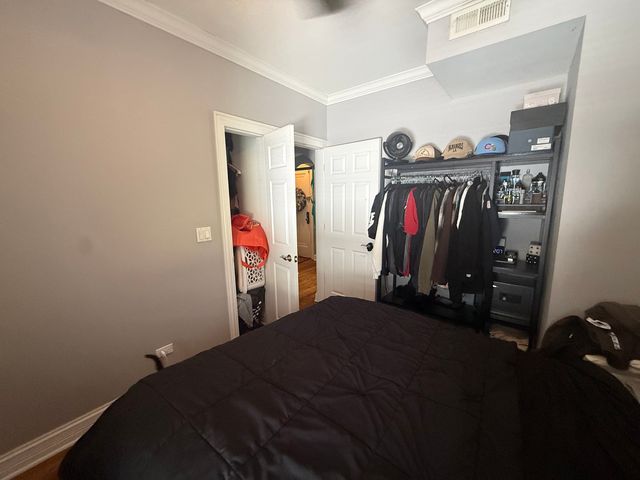 4856 W WARNER Avenue 2N, Chicago, IL 60641